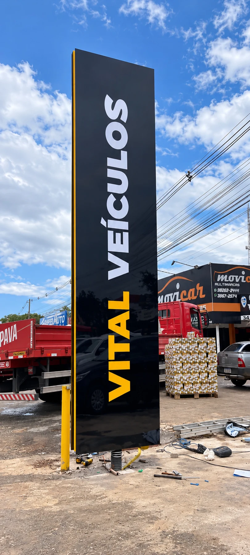 Totem | Vital Veículos